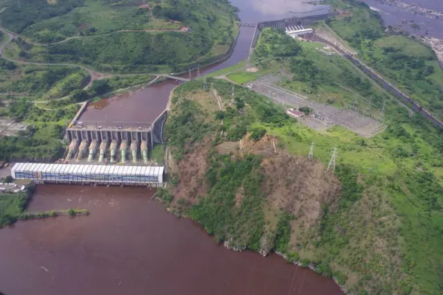 Aerial view taken on December 16, 2013 in Inga shows Inga 1 (rear) and Inga 2 (front) power plants on the Congo river