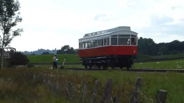 Electric autocar