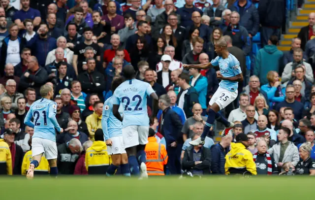 Fernandinho celebrates