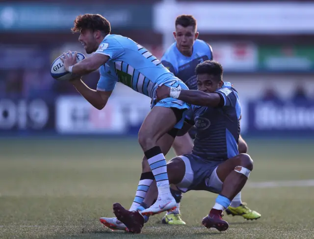 Adam Hastings playing for Glasgow Warriors against Cardiff Blues