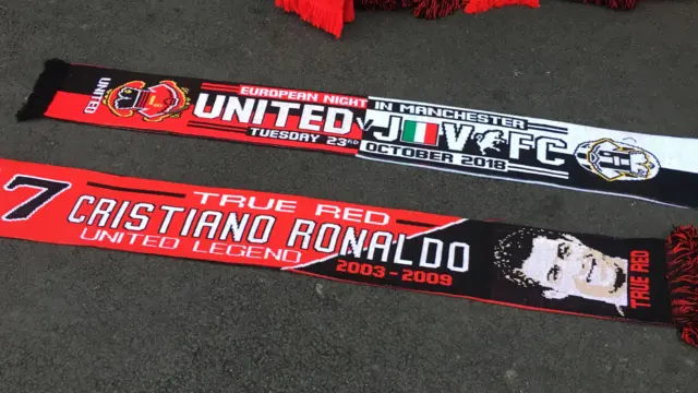 Ronaldo scarves