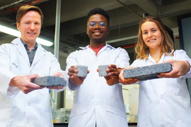 Dr Dyllon Randall (L), who supervised the project, pictured with students Vukheta Mukhari and Suzanne Lambert