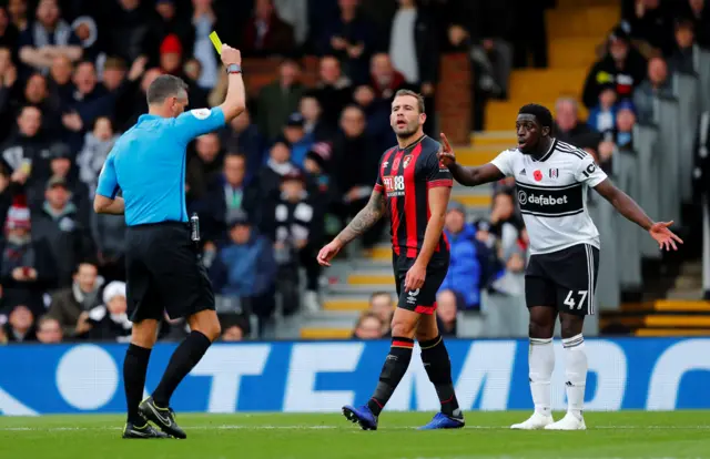 Aboubakar Kamara yellow card