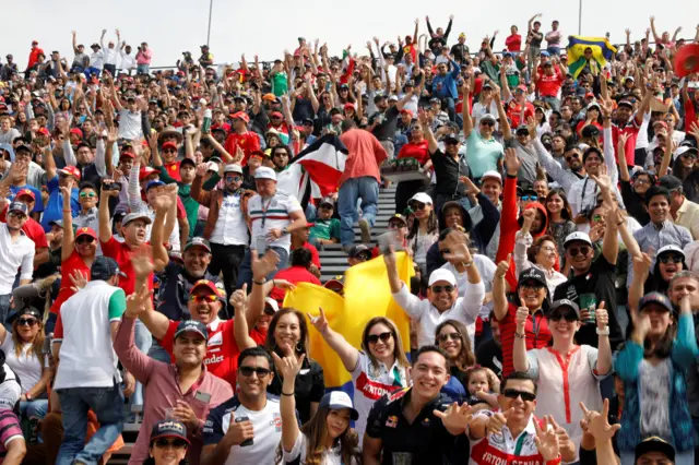 Mexican crowd