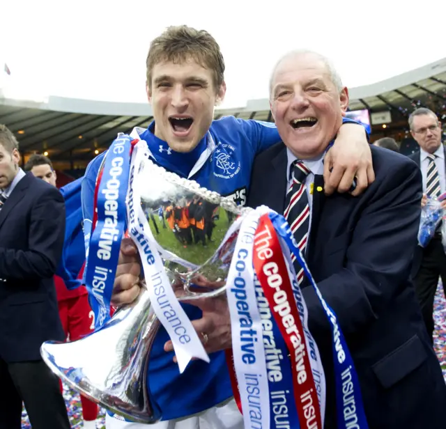 Nikica Jelavic celebrates with Rangers manager Walter Smith at Hampden