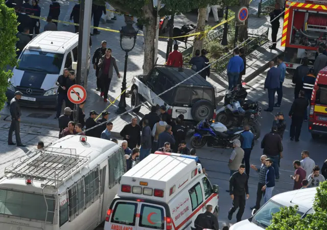 Tunisia street scene after explosion