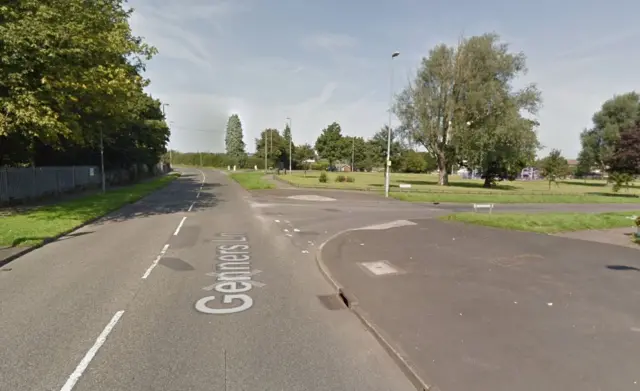 Junction of Genners Lane and Long Nuke Road