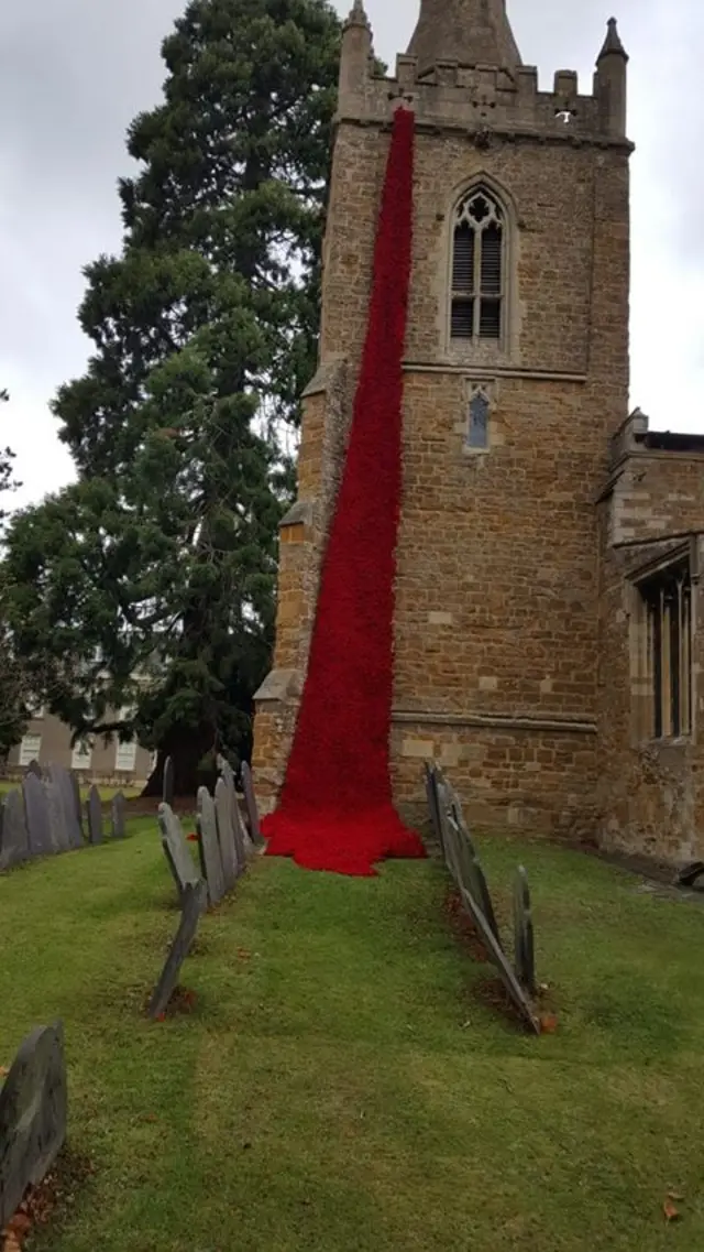 Poppy cascade