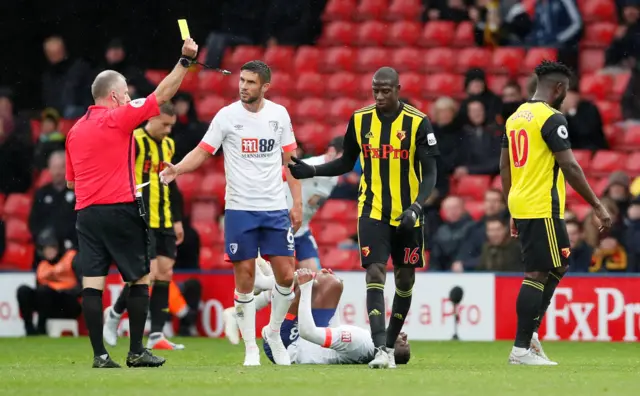 Abdoulaye Doucoure yellow card