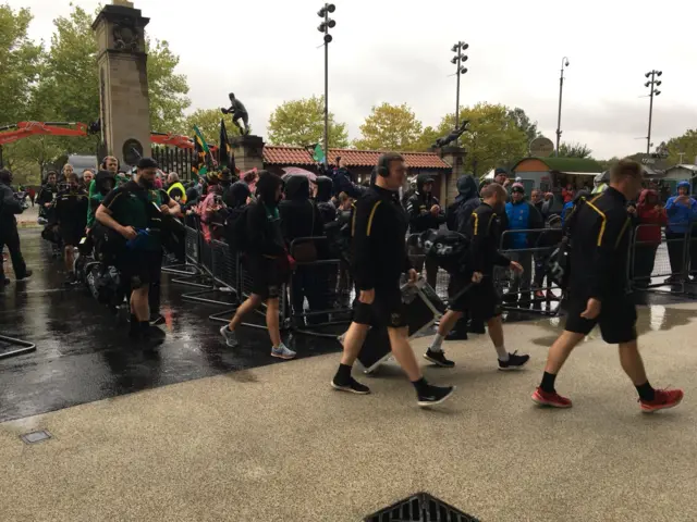 Northampton arrive at Twickenham