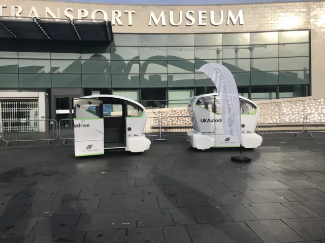 Driverless pods