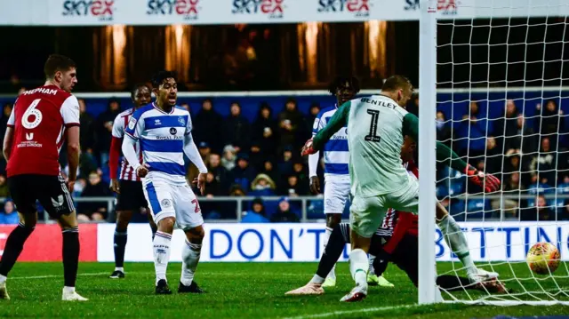 Massimo Luongo scores