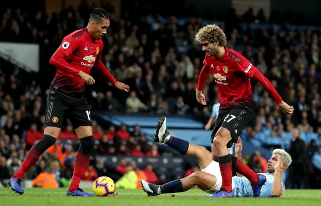 Chris Smalling and Marouane Fellaini