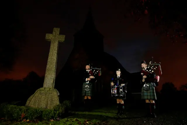 Pipers in Mountnessing