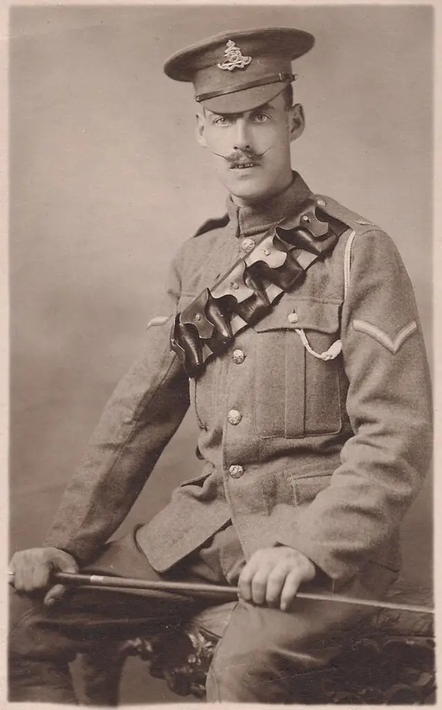 Robert Malin was a bearer in World War One