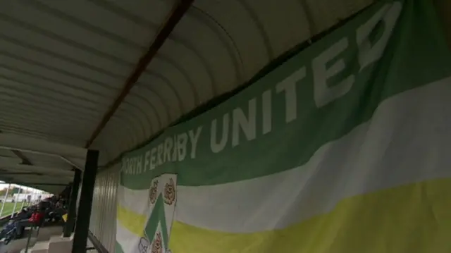 A North Ferriby United flag