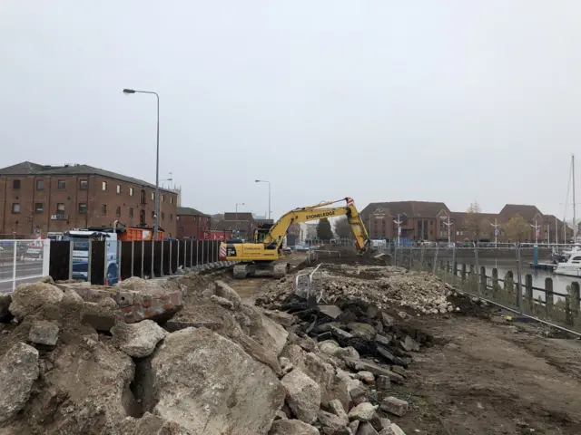 Work on the pedestrian bridge