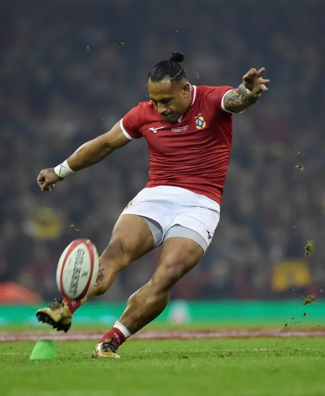 Tonga's Sonatane Takulua