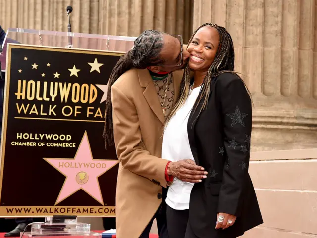 Snoop Dogg and wife, Shante Broadus