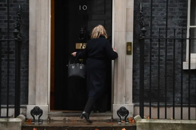 Penny Mordaunt arrives at No 10 for cabinet meeting