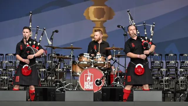 Red Hot Chilli Pipers