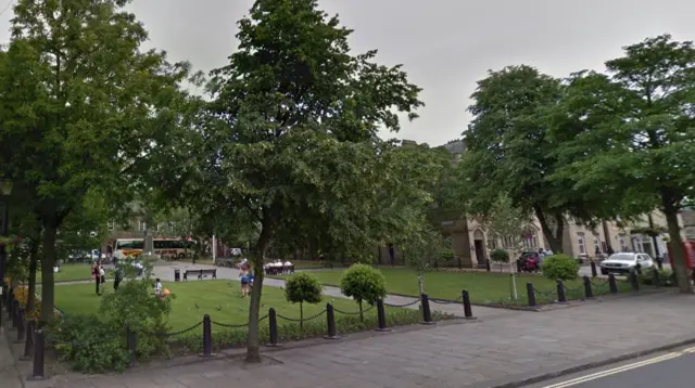 Norfolk Square, Glossop