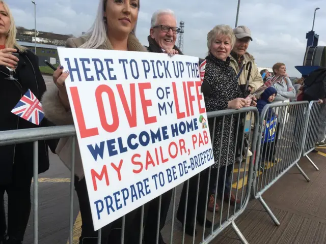 Crowds at Devonport