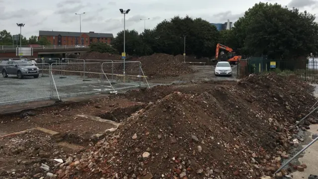 Work in the Fruit Market area of Hull