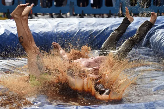 Gravy wrestling