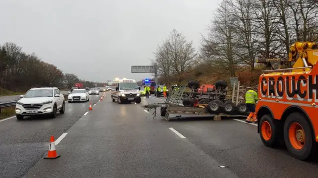 Overturned trailer on the M1