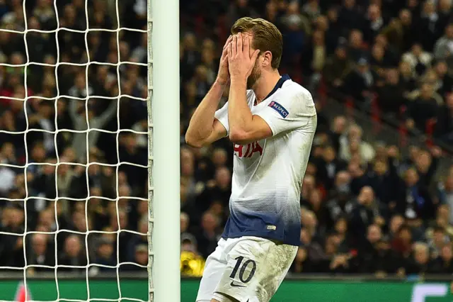 Harry Kane reacts