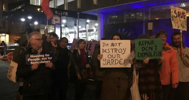 Lewisham residents ahead of the meeting