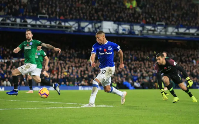 Richarlison scores his second goal