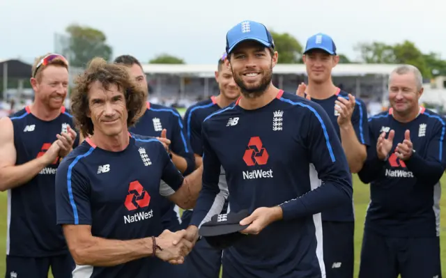 Ben Foakes receives first Test cap from Bruce French