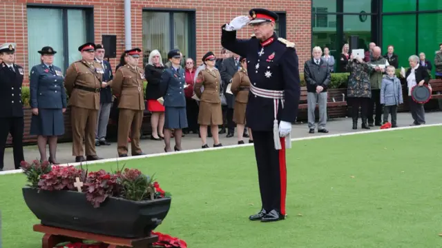 Salute at the Remembrance Service