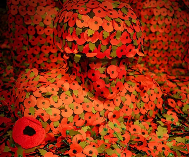 Poppy memorial