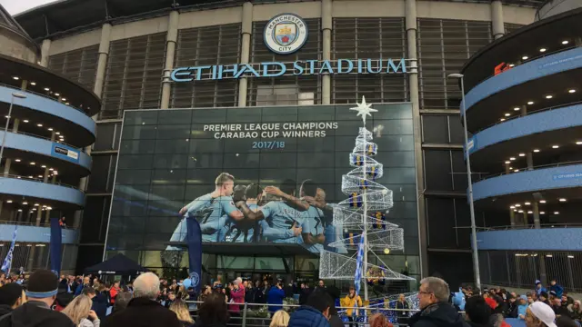 Etihad tree