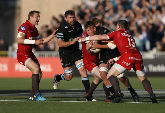 Scarlets ran in four tries to overpower Glasgow in last season's semi-final at Scotstoun