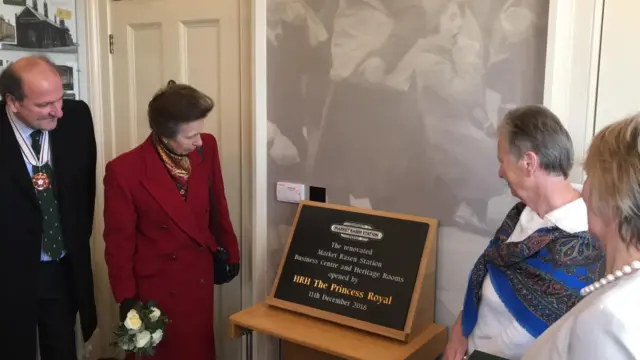 market rasen plaque unveiled