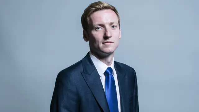 Lee Rowley