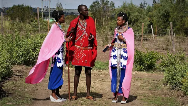 Tom Junior Mako, Elizabeth Simaloi and Joyce Tikoiyan