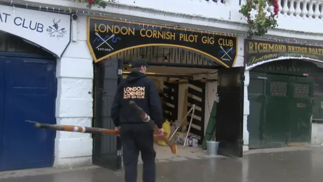 Cornish pilot gig club in London