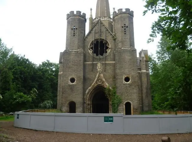 Abney Park Cemetery Chapel