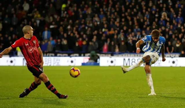 Philip Billing scores