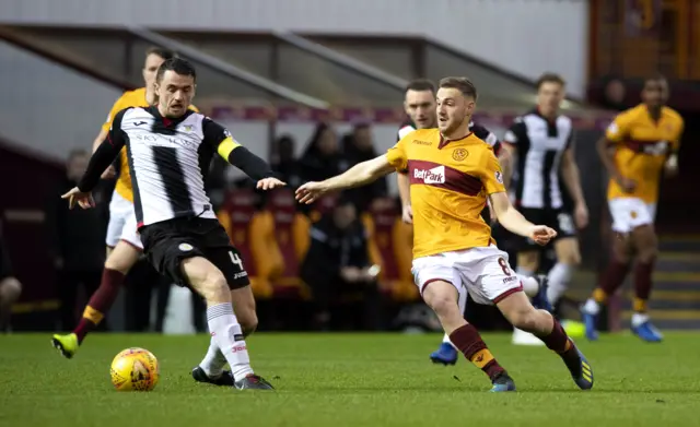 Motherwell  and St Mirren locking horns at Fir Park