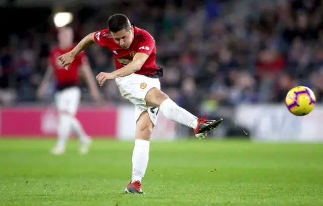 Ander Herrera shoots