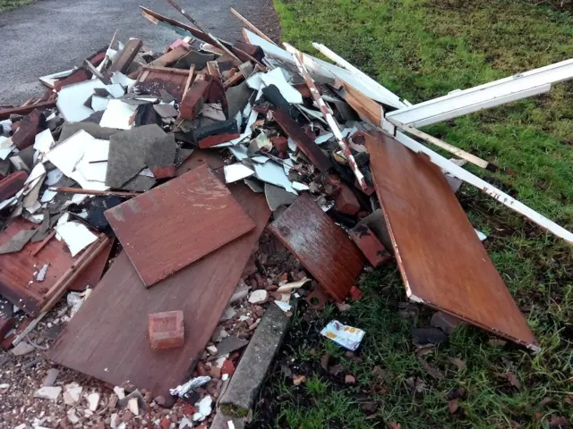 Flytipping in Holbrook