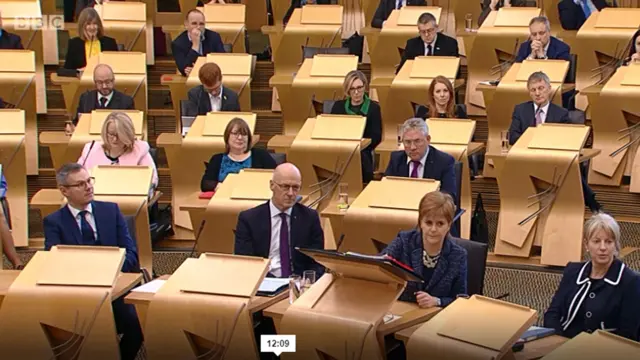 snp benches