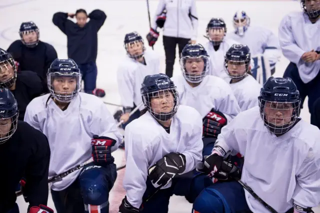 Corean hockey players