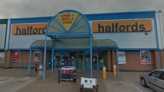 Halfords in Trent Vale